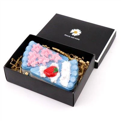 Syntymäpäiväkakun kylpypommi