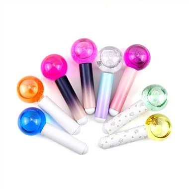 Jäähdyttävät minijääpallot kasvoille