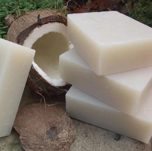 Luonnollinen kookossaippua